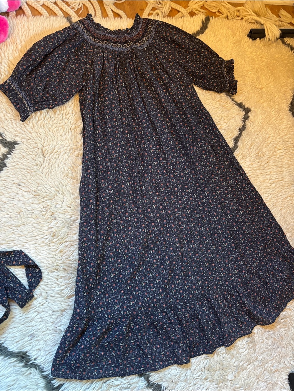 Doen Floral Smocked Dress - Picture 15 of 17